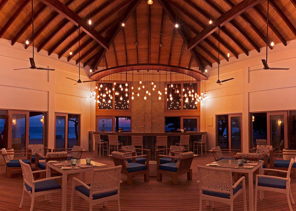 Lagoon Pool Villa at Malahini Kuda Bandos thumbnail 8